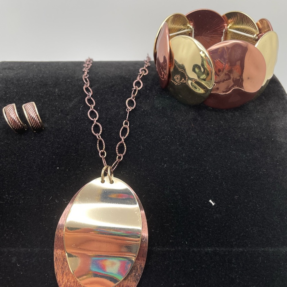 Set Necklace, bracelet and earrings Cooper and Gold
